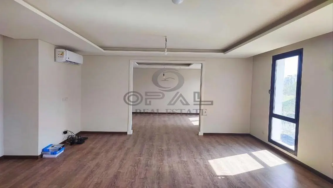 بنتهاوس (اول سكن) 4 غرف+ناني+روف (مطبخ+تكيفات)