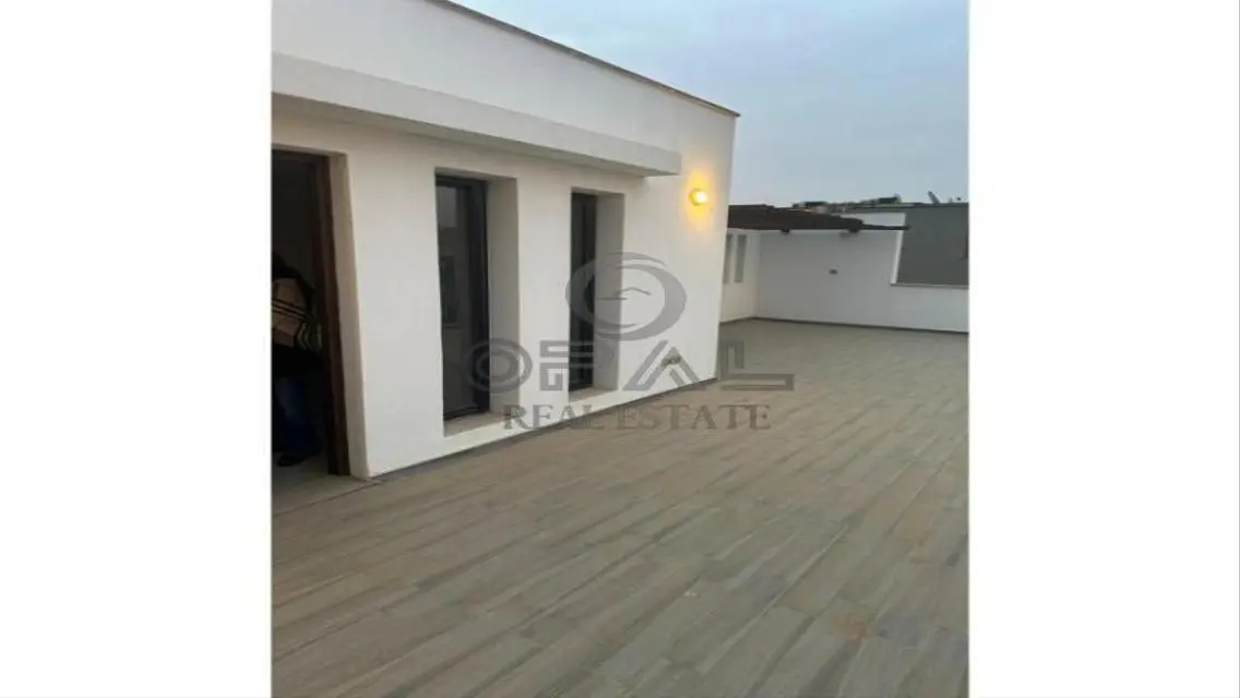 بنتهاوس (اول سكن) 4 غرف+ناني+روف (مطبخ+تكيفات)