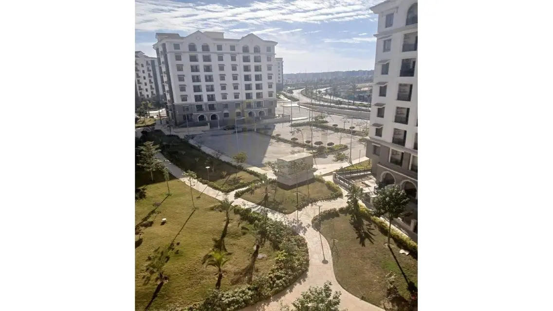 Resale, Finished, ready to move in Celia installme