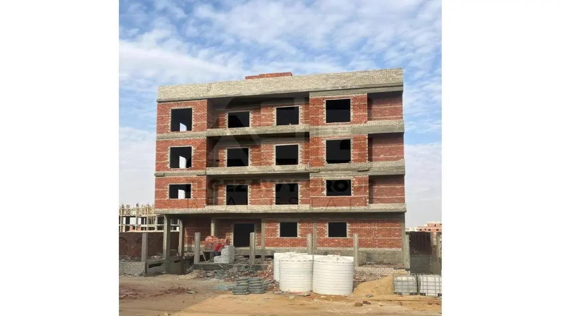 Luxury Apartment with Security Guard for Sale