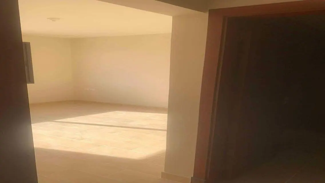 Luxurious Apartment for Sale with a View of a Major Landmark