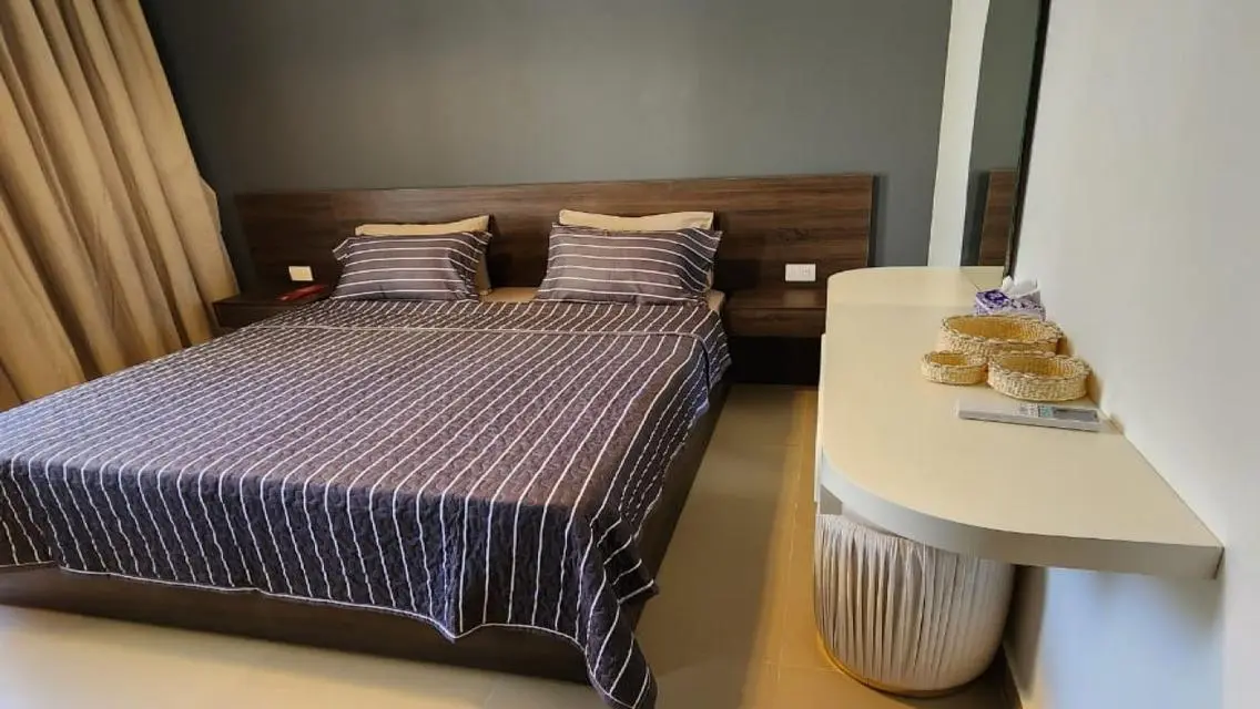 Seashell Dwelling Chalet Prime Furnished Pool View