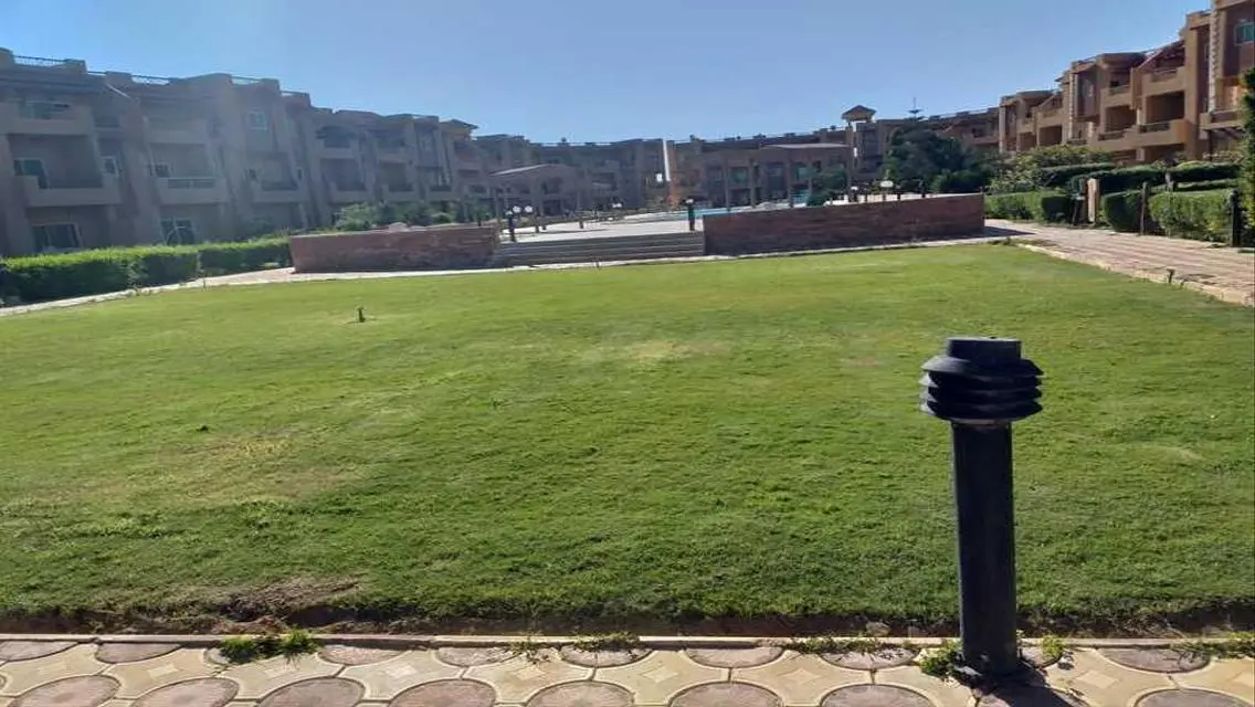 فيلات في أورلاندو، العين السخنة