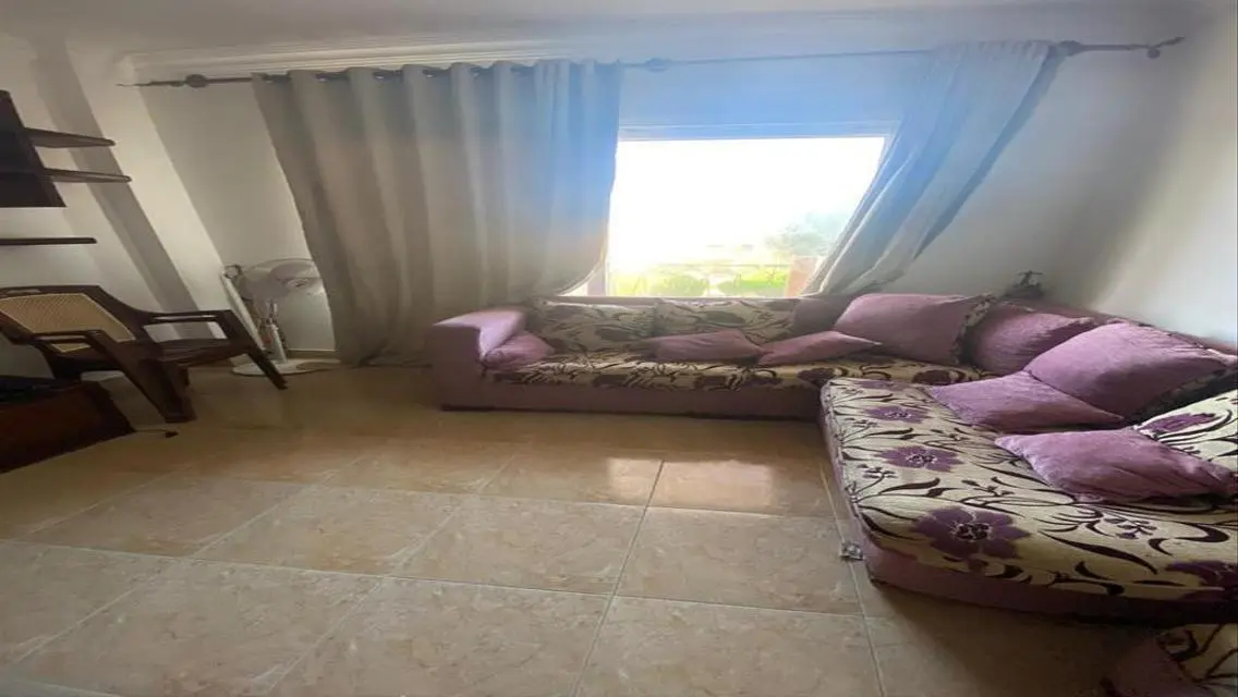 شاليه مميز للبيع فى قريه امباير السخنه بسعر مميز.
