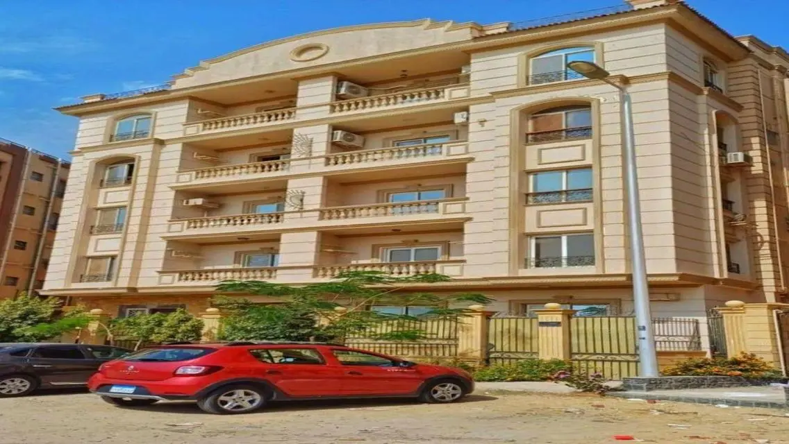 Opportunity to live in South Lotus in the heart of