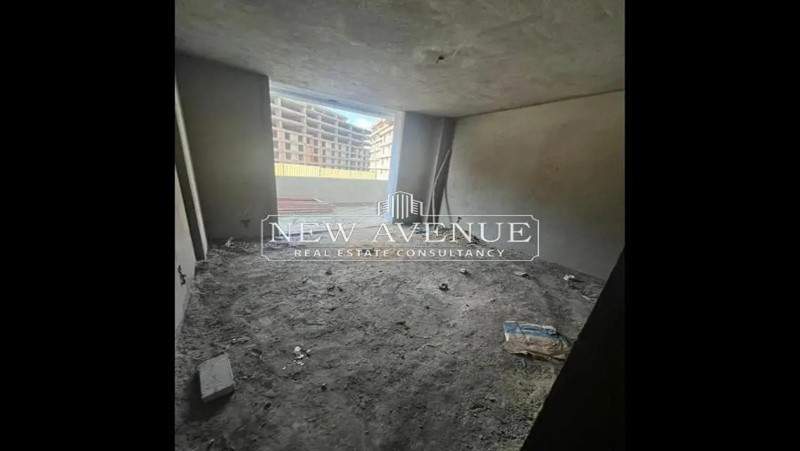 Luxury Apartment for Sale with Spacious Garden