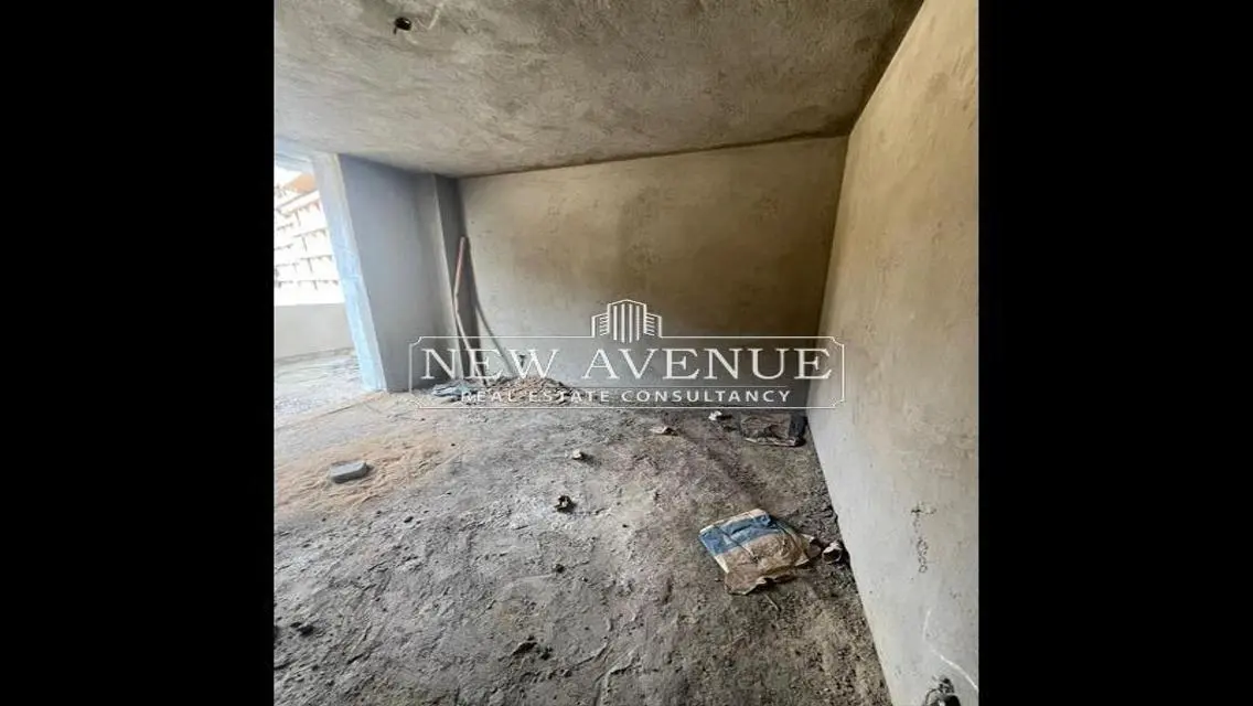 Luxury Apartment for Sale with Spacious Garden