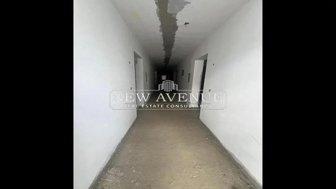 Luxury Apartment for Sale with Spacious Garden