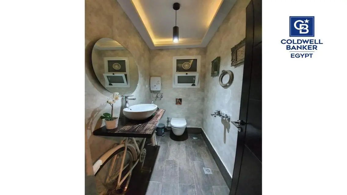 Luxury Residential Unit with Spectacular Views