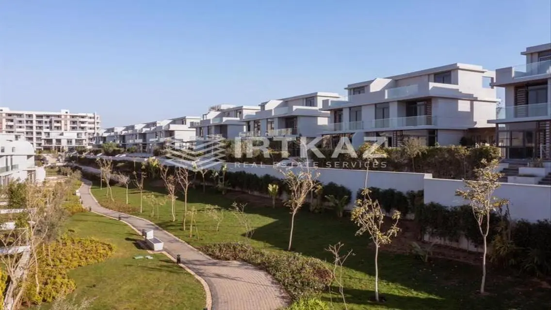 resale twin house250m Ready To Move-prime location