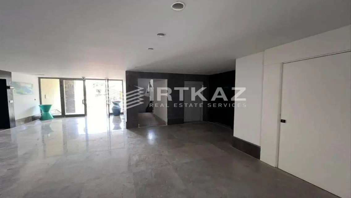 resale twin house250m Ready To Move-prime location