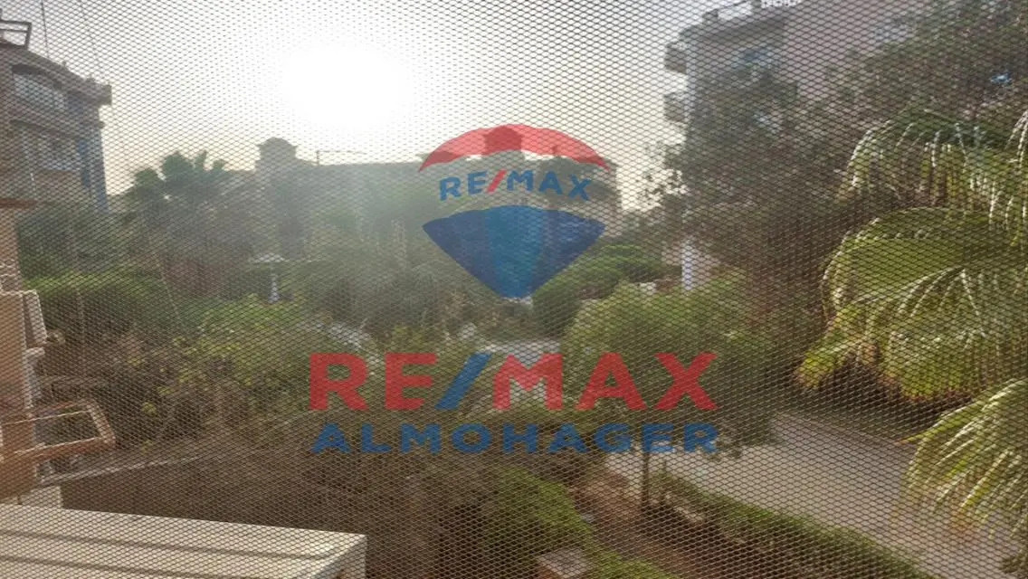Stunning 140 sqm Apartment with Balcony and Security Guard