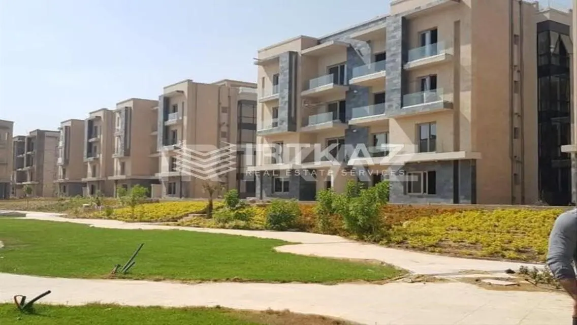 APT WITH lowest DP installments 10y-prime location