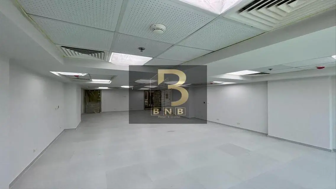 Office for rent 137sqm in 90th New Cairo