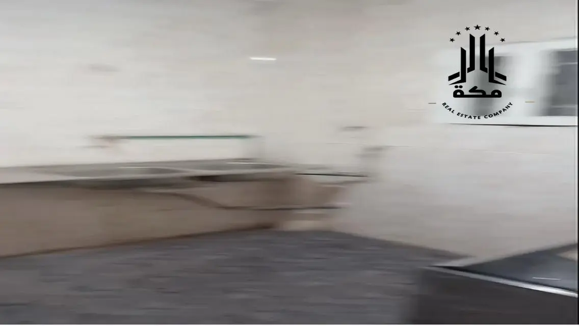 Modern Office for Rent: Spacious 250 sqm