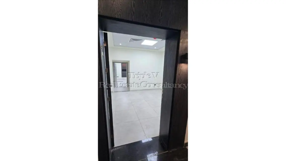 Luxury Apartment for Sale in the Heart of the City