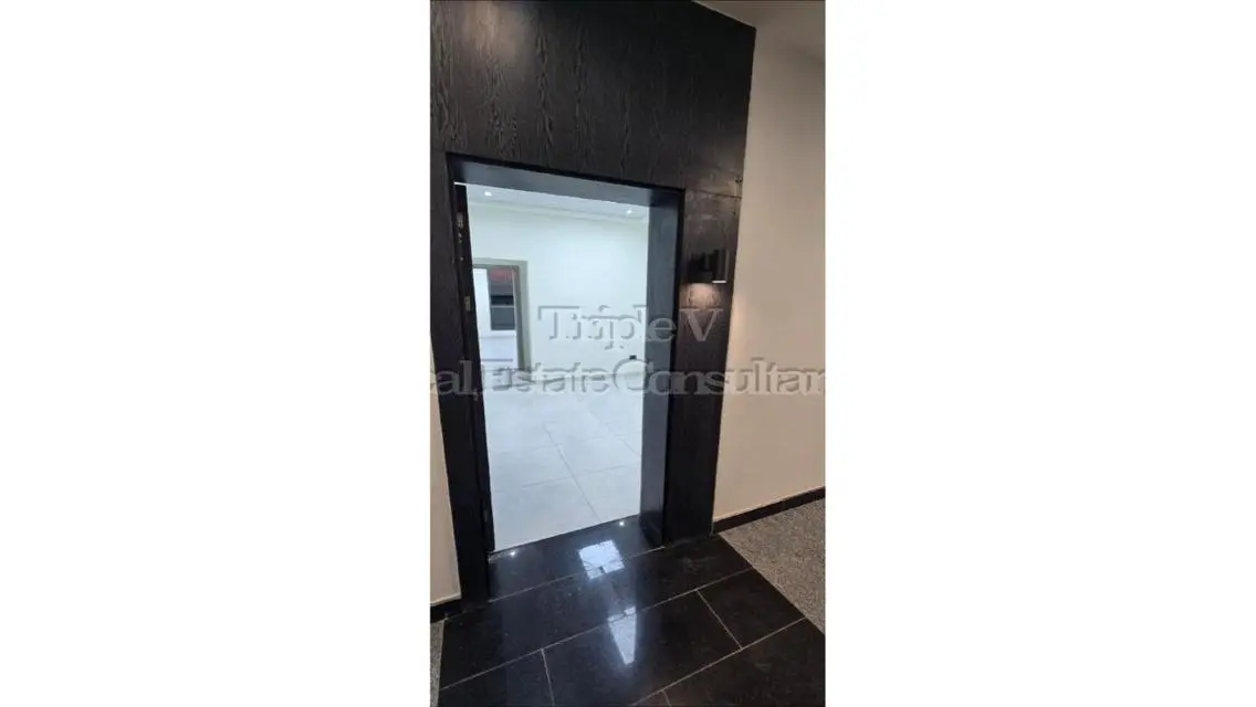 Luxury Apartment for Sale in the Heart of the City