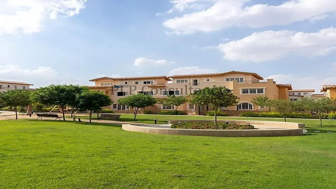 Stunning Villa for Sale in Hyde Park, New Cairo