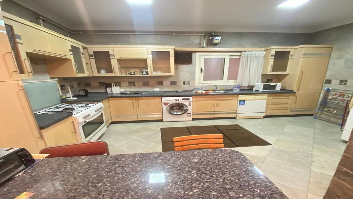Stunning Apartment with Excellent Amenities