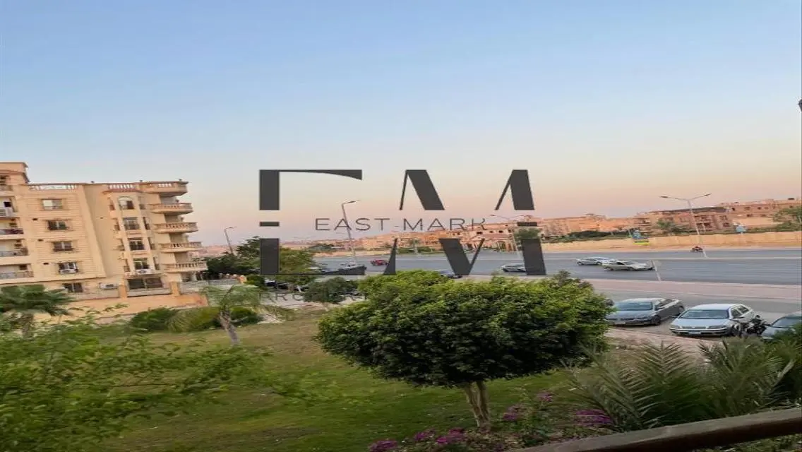 شقة فاخرة للإيجار مع إطلالة مميزة