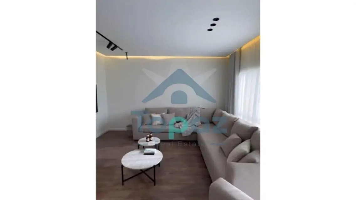 Furnished apartment for rent Westown Beverly Hills
