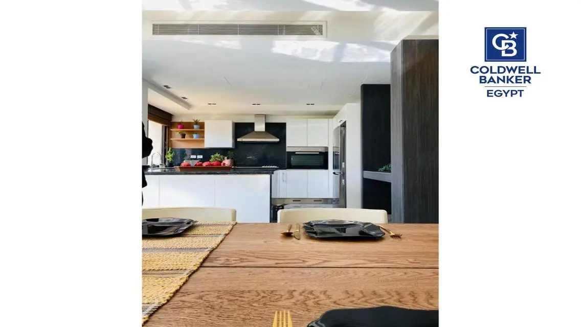 Fully Finished Apt in Westown with a Prime Price