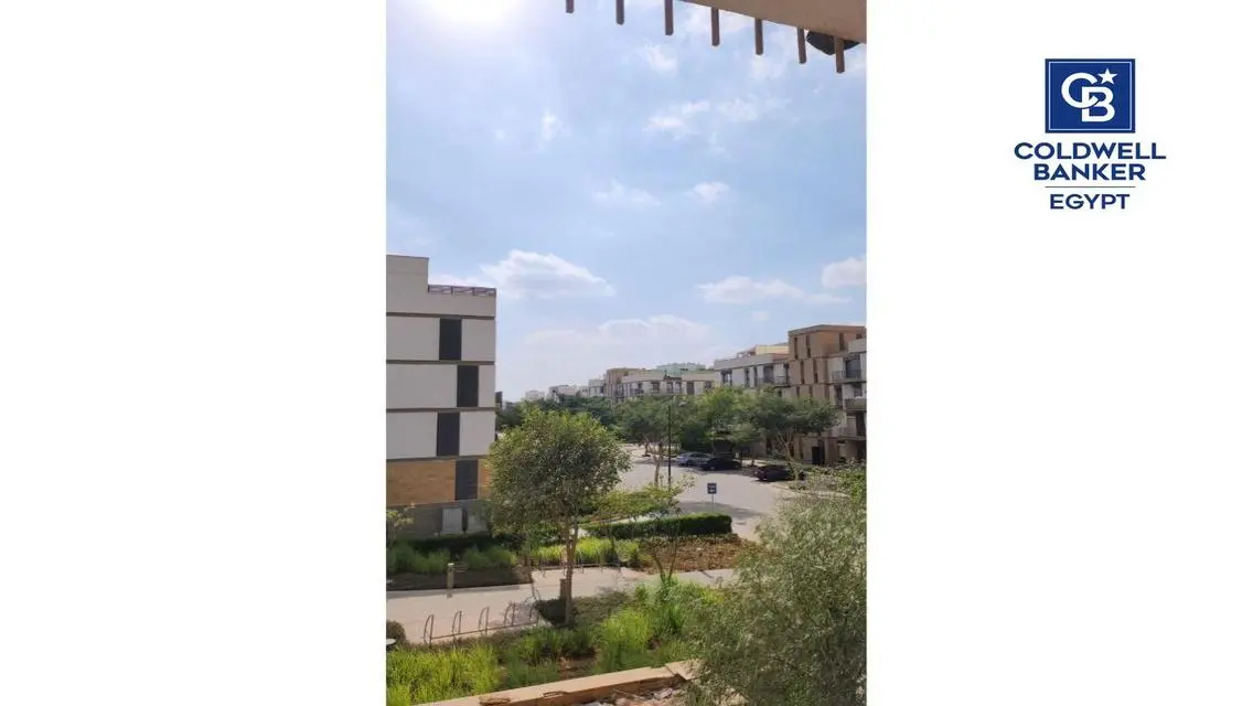 Fully Finished Apt in Westown with a Prime Price