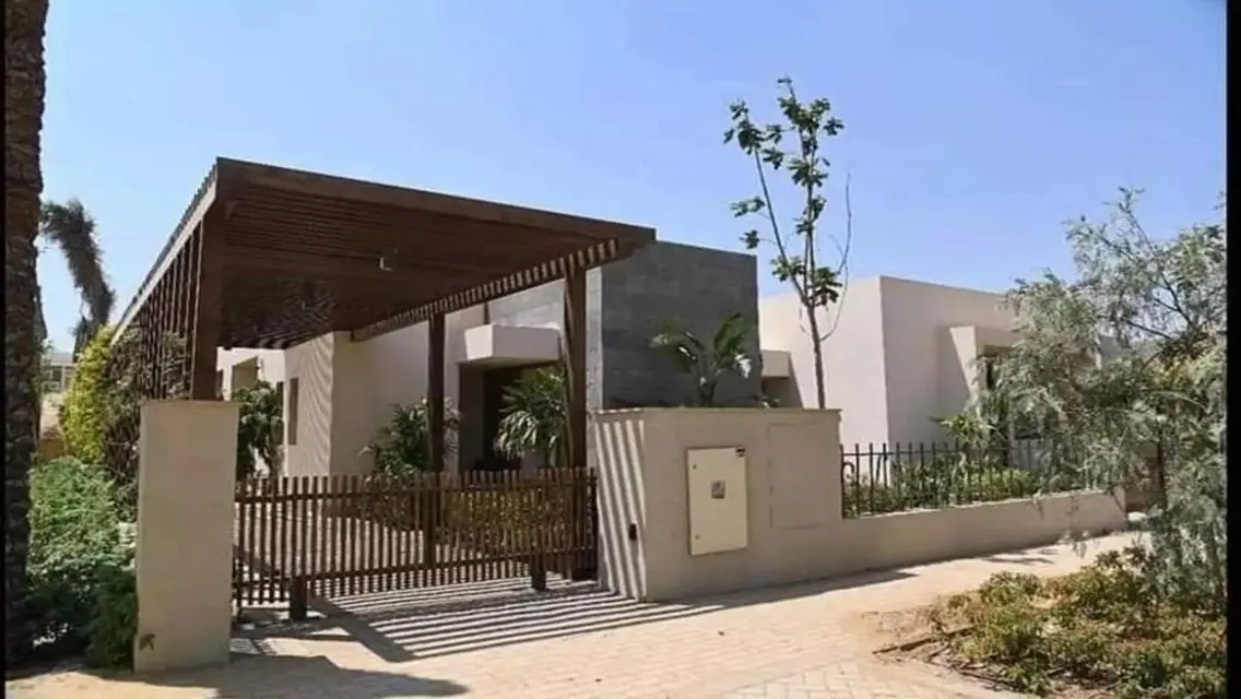شقة فاخرة للبيع في O-West - 130