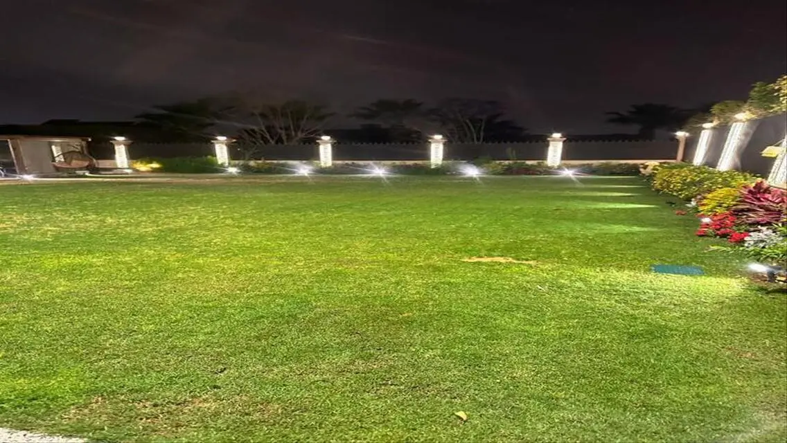 قصر للبيع بكمبوند جاردينيا اسبرنجز 1700م