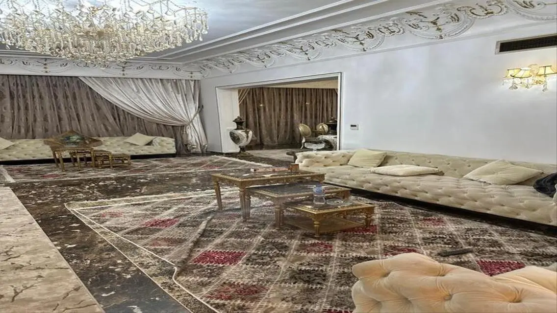 قصر للبيع بكمبوند جاردينيا اسبرنجز 1700م