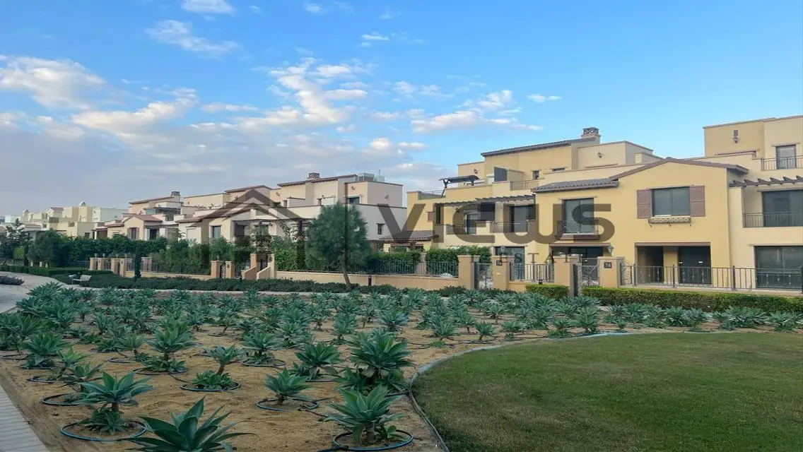 Luxury Apartment for Sale with Lake View