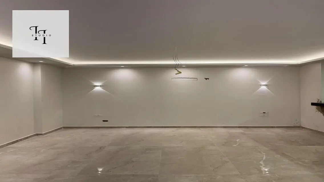 flat for sale in Azad 5th Settlement Compounds