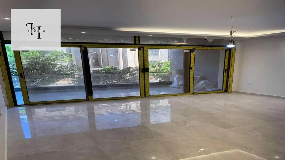 flat for sale in Azad 5th Settlement Compounds