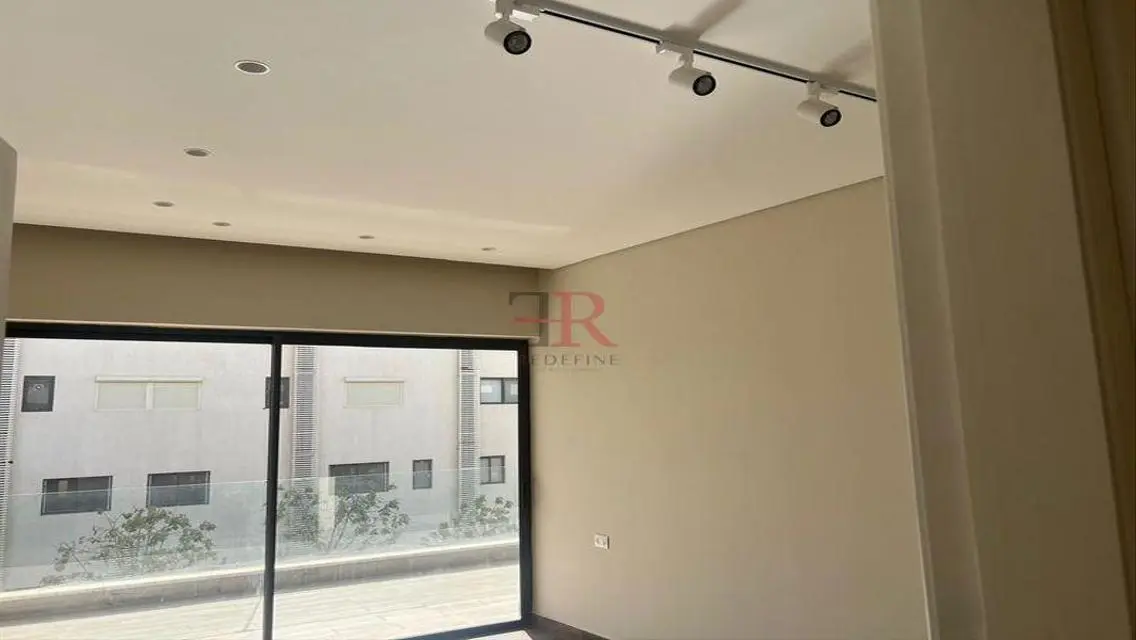 Apartment first use with kitchen &amp; Acs for rent