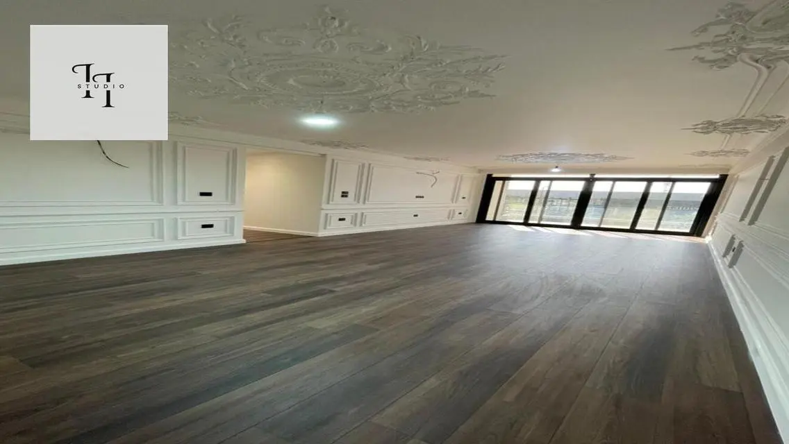 Apartment for rent semi furnished in Azad Compound