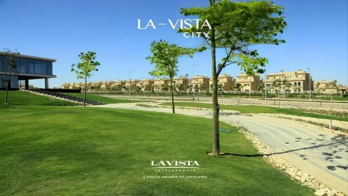 Townhouse Corner RTM In La Vista City over 5 years