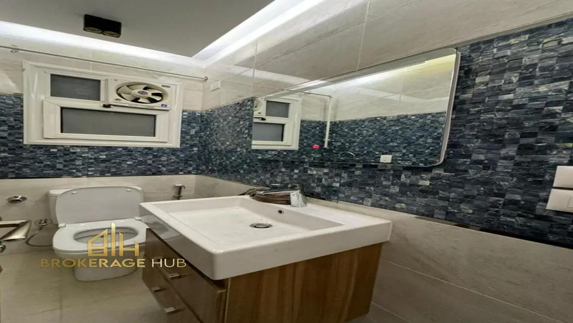 Luxury 3-Bedroom Apartment with Stunning View