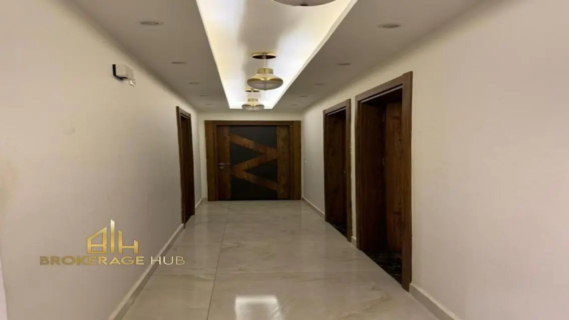 Luxury 3-Bedroom Apartment with Stunning View