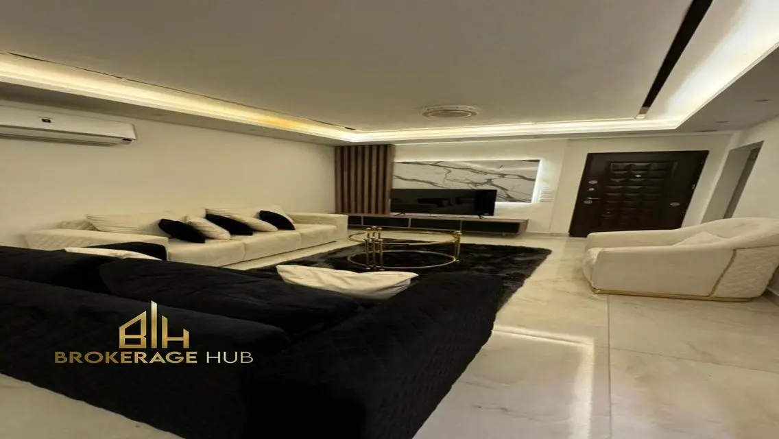 Luxury 3-Bedroom Apartment with Stunning View