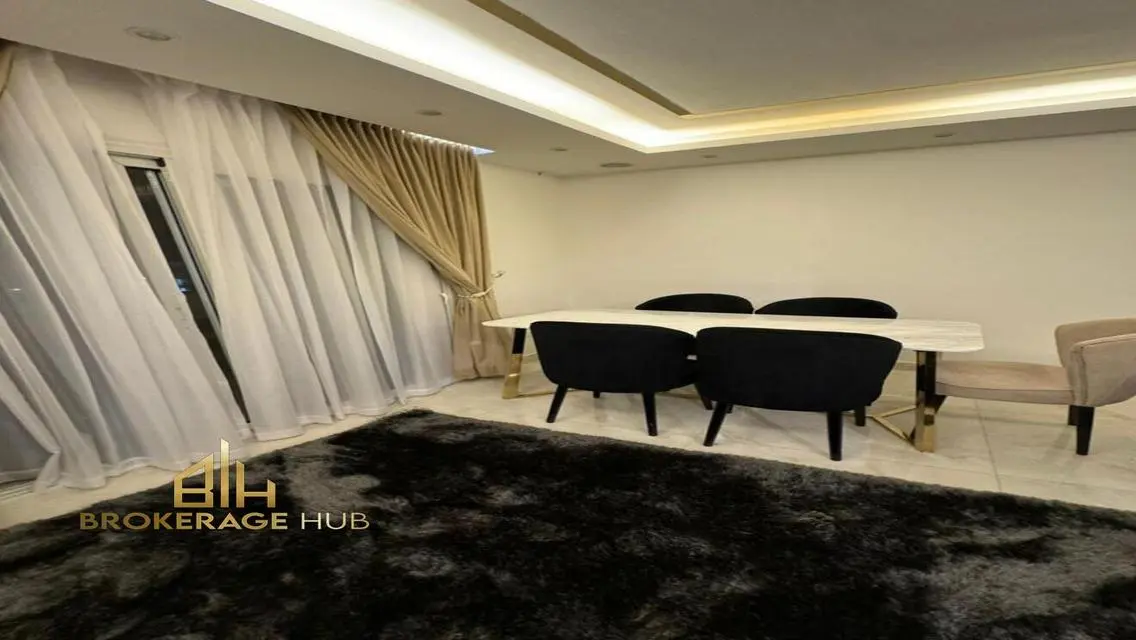 Luxury 3-Bedroom Apartment with Stunning View