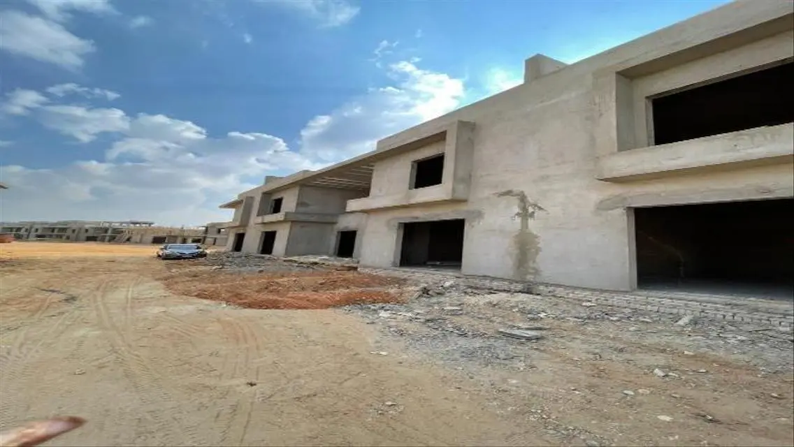 Luxury Villa for Sale on 310 sqm