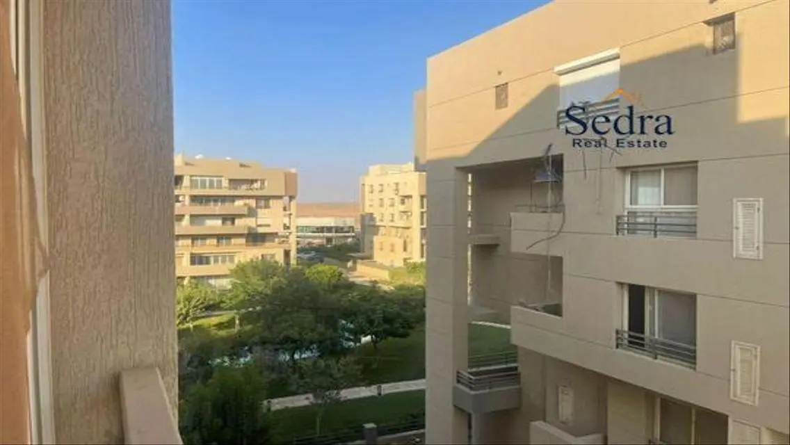 شقة 3 غرف استلام فوري متشطبة زا سكوير هايد بارك