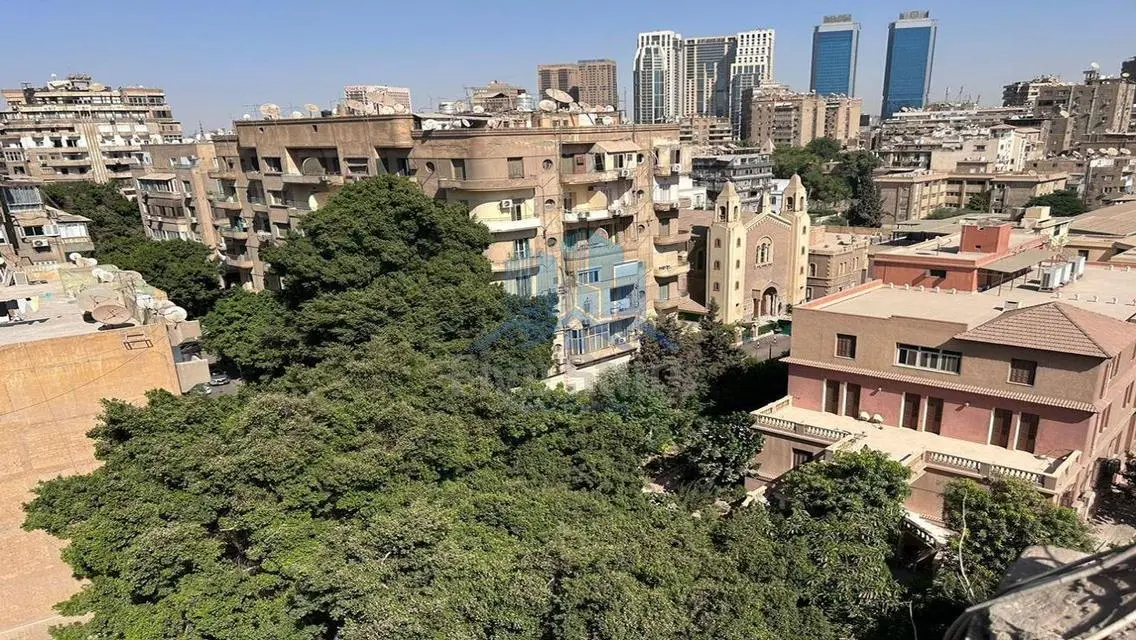 فرصة ذهبية! عمارة فاخرة في قلب الزمالك مع 6 محلات