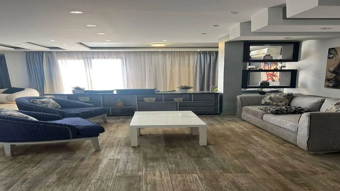 Furnished apartment for rent   Beverly Hills