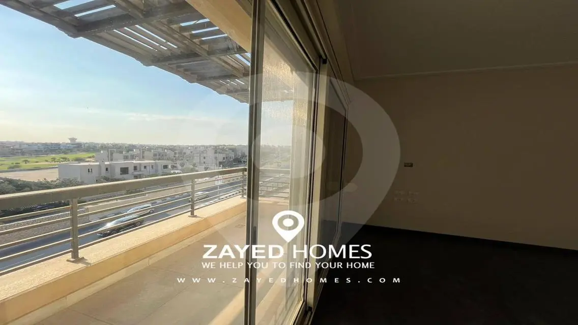 Luxury Apartment by the Lake with Full Amenities