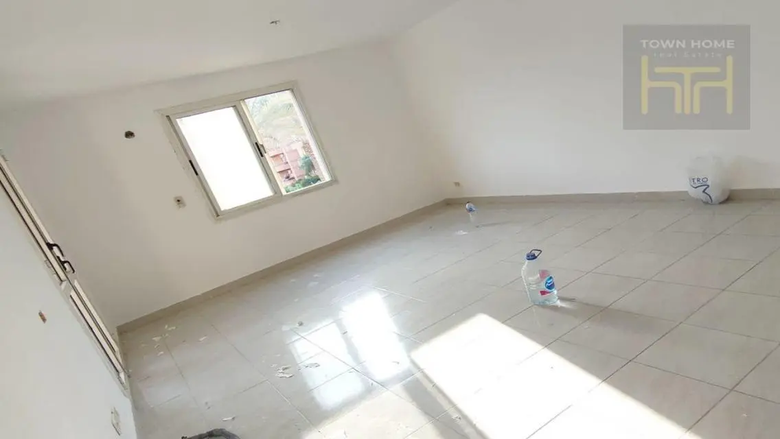 شقة فاخرة للإيجار في موقع متميز