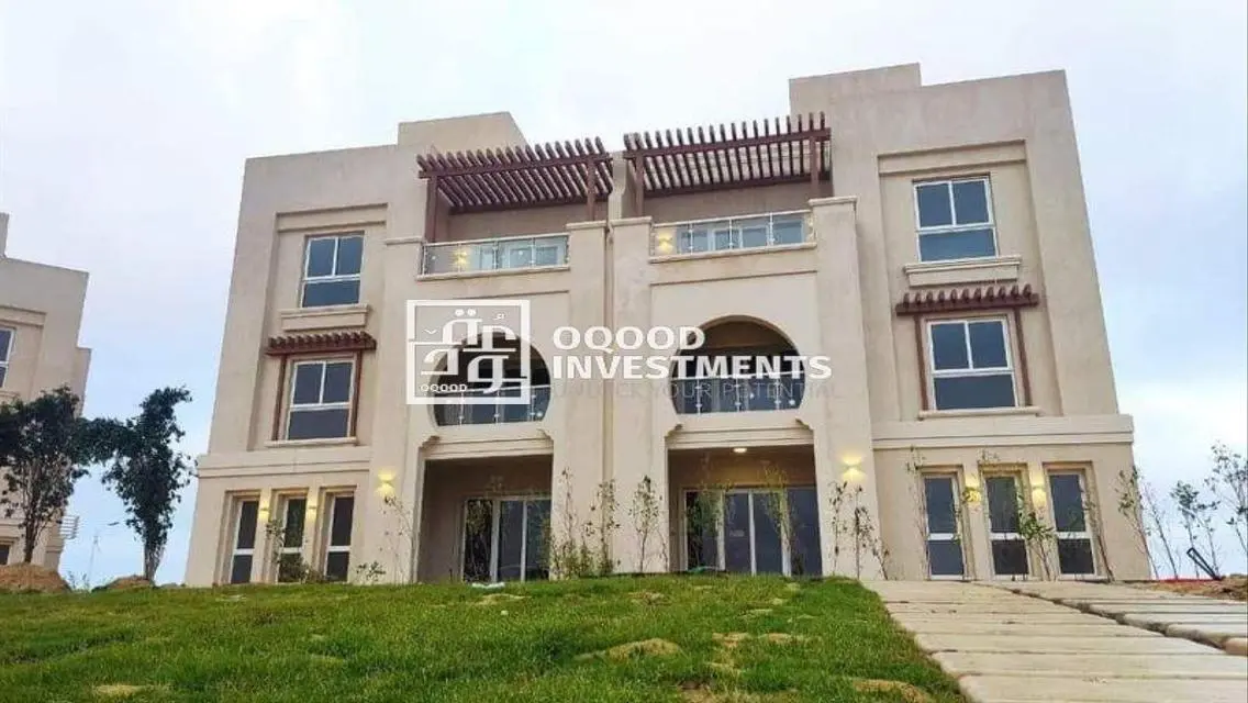 Resale - Corner 3BDS Town House + Garden - Gaia