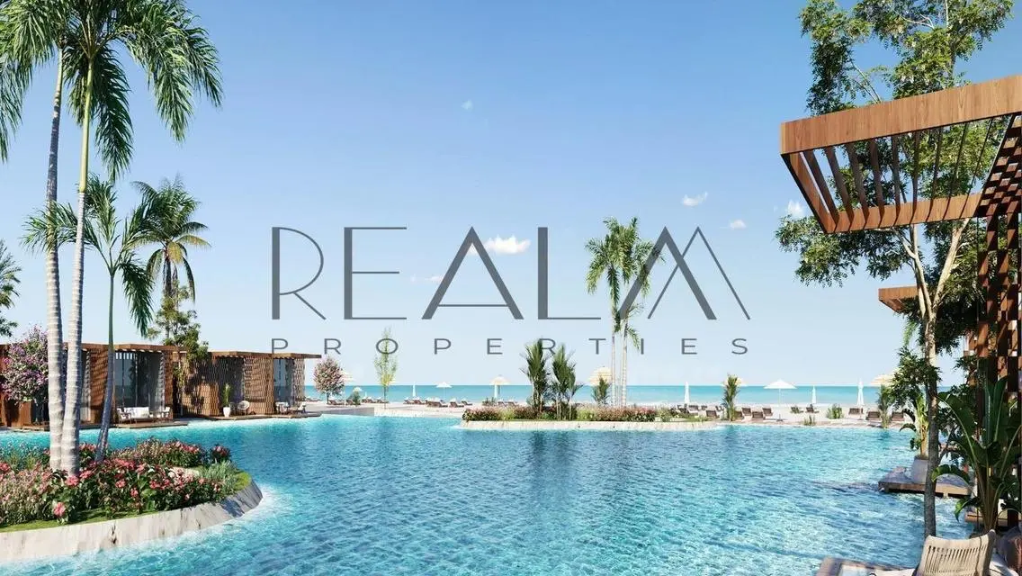Luxury Villa for Sale with Lake and Landmark Views