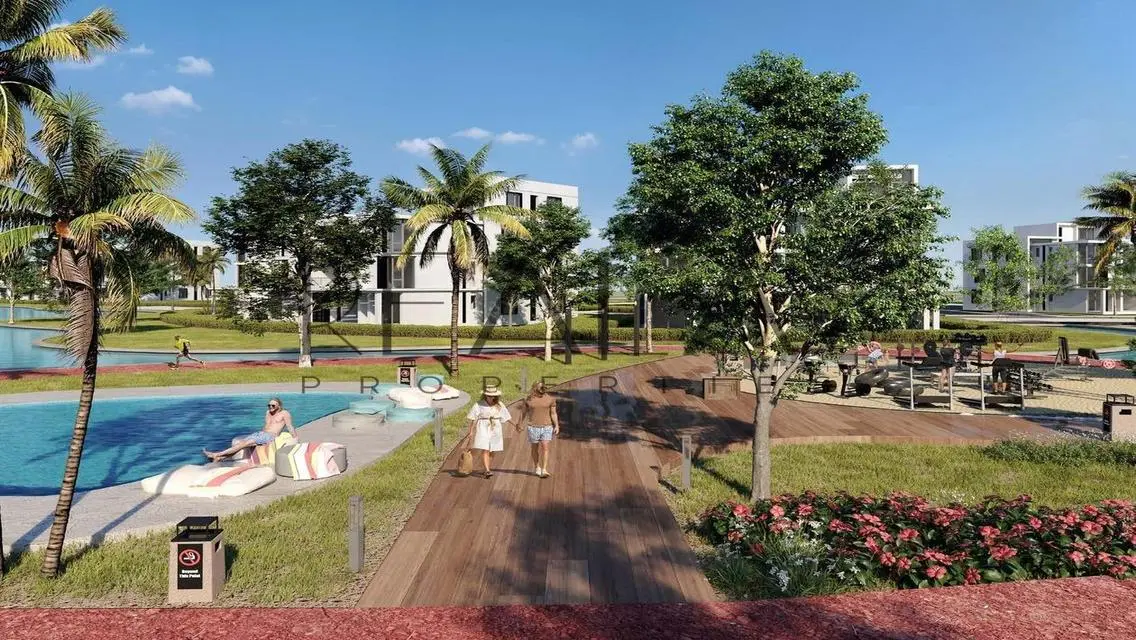 Luxury Villa for Sale with Lake and Landmark Views