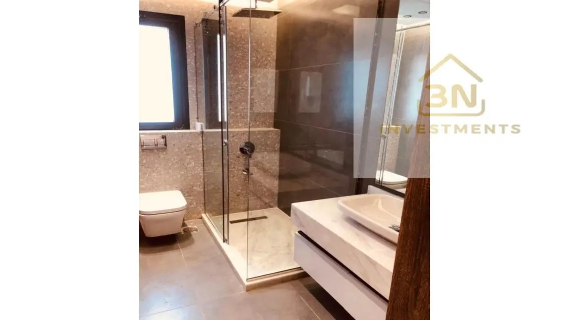 Fully Furnished - Luxury Unit in a Prime Location